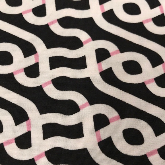 LuLaRoe skirt. Size M silky feel - Picture 6 of 6